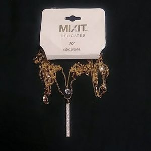 *3 for $30* MIXIT two layered necklace